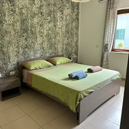 Alison Apartament